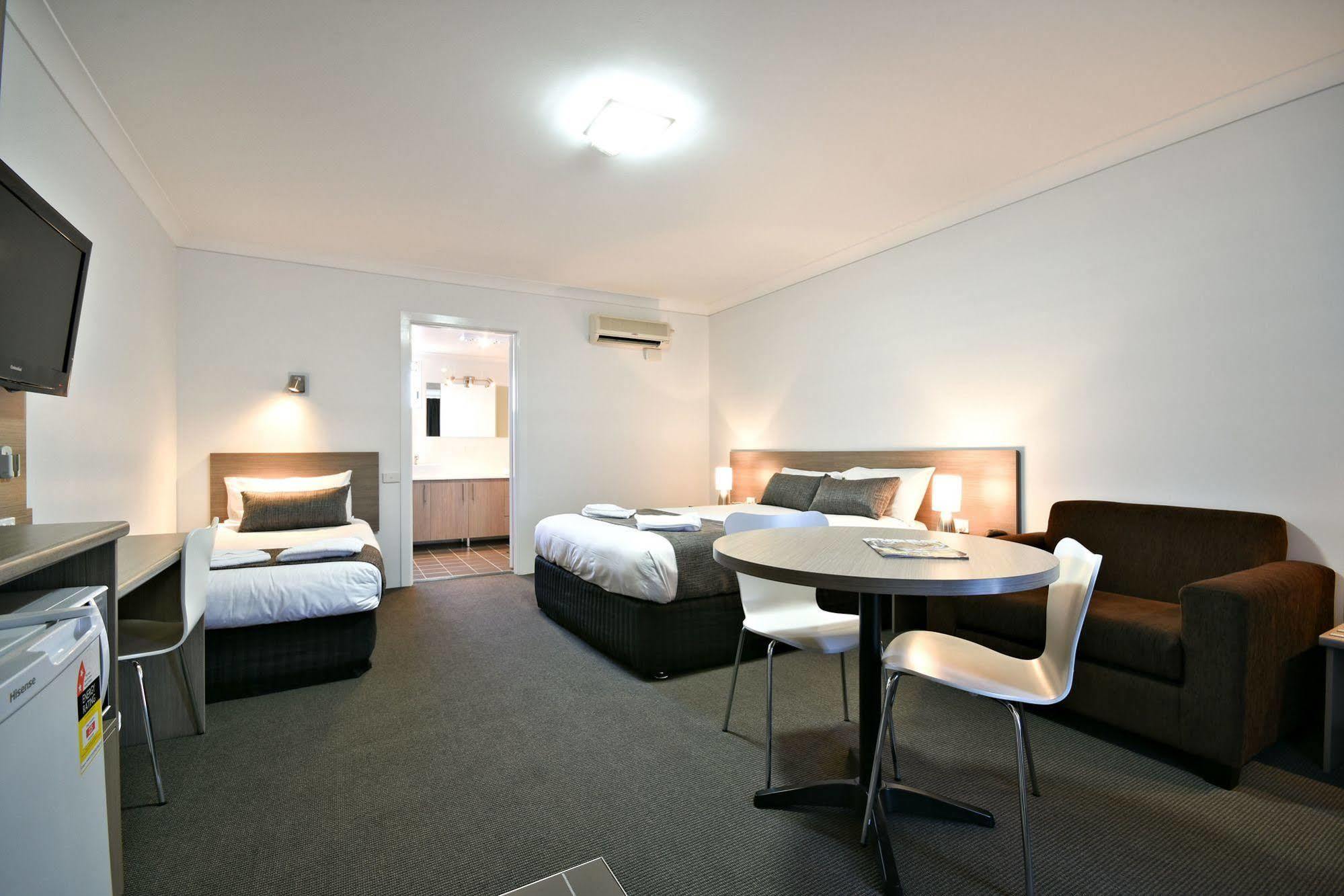 The Aberdeen Motel Dubbo Buitenkant foto