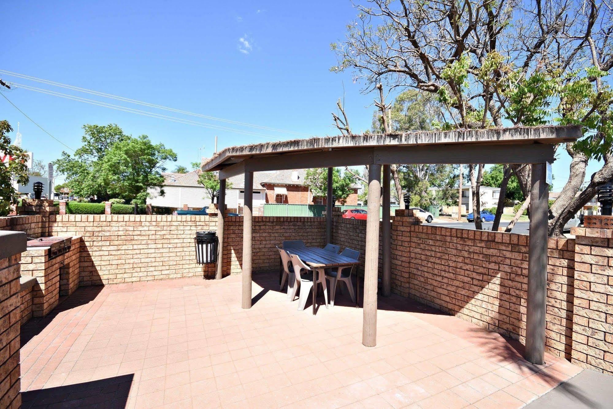 The Aberdeen Motel Dubbo Buitenkant foto